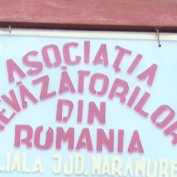 SIGHET: Grupul artistic „Floare de Colţ” al Asociaţiei Nevăzătorilor din Sighet va performa in Slovacia