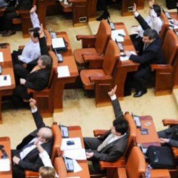 Conducerea Camerei a stabilit ca raportul la legea asistenţei sociale să fie depus de Comisia de muncă până la 14 noiembrie