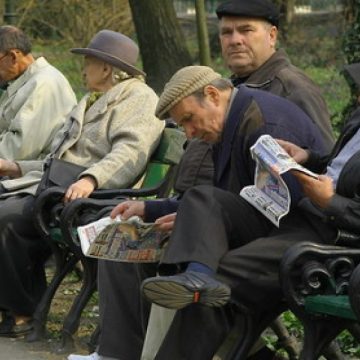 Criza îngroaşă rândurile pensionarilor din Maramureş Criza îngroaşă rândurile pensionarilor din Maramureş