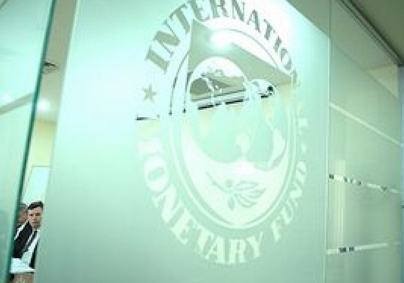 FMI avertizează că economiile avansate ar putea recădea în recesiune