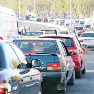 Înmatriculările de vehicule pentru pasageri au scăzut cu 34,5%, la nouă luni