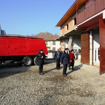 Comunităţile locale de pe Valea Izei interesate să susţină activitatea pompierilor militari din Bogdan Vodă Comunităţile locale de pe Valea Izei interesate să susţină activitatea pompierilor militari din Bogdan Vodă