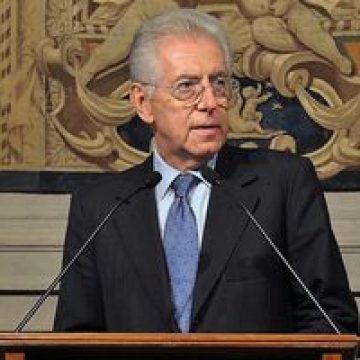 Mario Monti îi succede lui Berlusconi şi afirmă că Italia poate învinge criza economică