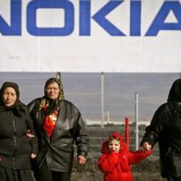 Salariaţii de la Nokia Jucu vor primi cel puţin câte trei salarii compensatorii