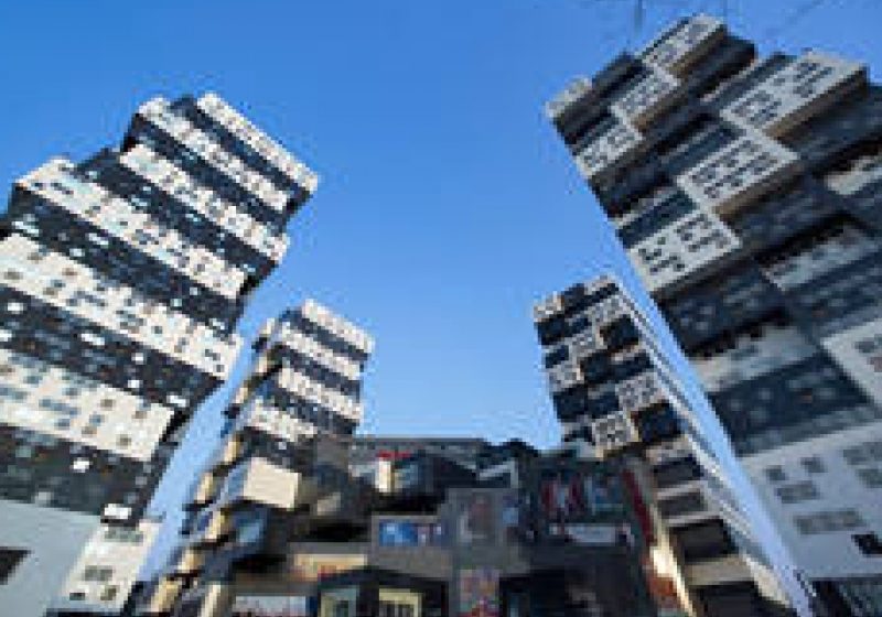 Numărul autorizaţiilor de construire a scăzut, în octombrie, cu 24% Numărul autorizaţiilor de construire a scăzut, în octombrie, cu 24%