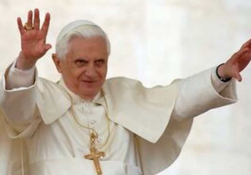 Papa denunţă corupţia, războaiele şi sclavia în Africa