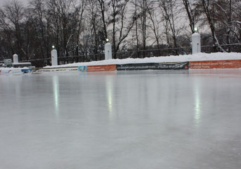 Baia Mare: Băimărenii vor avea patinoar în centrul oraşului Baia Mare: Băimărenii vor avea patinoar în centrul oraşului
