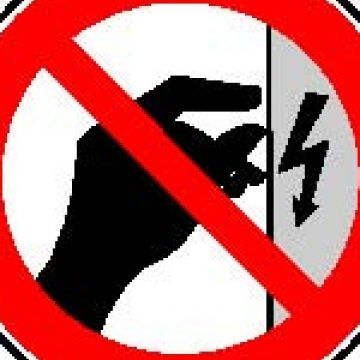 SIGHET: "Pericol de electrocutare!". Atenţie la Punctele Trafo nesecurizate SIGHET: "Pericol de electrocutare!". Atenţie la Punctele Trafo nesecurizate