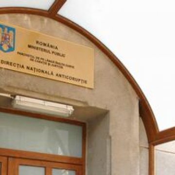 Satu Mare: Şeful ARR, reţinut de DNA pentru luare de mită