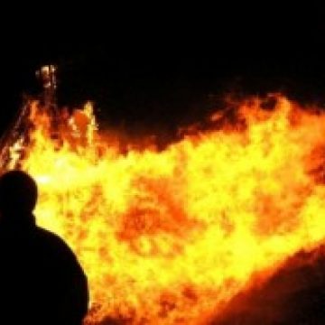 Trei zile şi trei nopţi de luptă cu flăcările