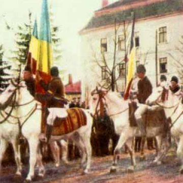 1.500 de militari vor defila pe sub Arcul de Trium din Capitala 1.500 de militari vor defila pe sub Arcul de Trium din Capitala