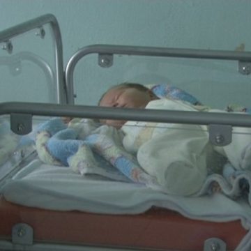SIGHET: 9 copii s-au născut în Sighet de Crăciun SIGHET: 9 copii s-au născut în Sighet de Crăciun