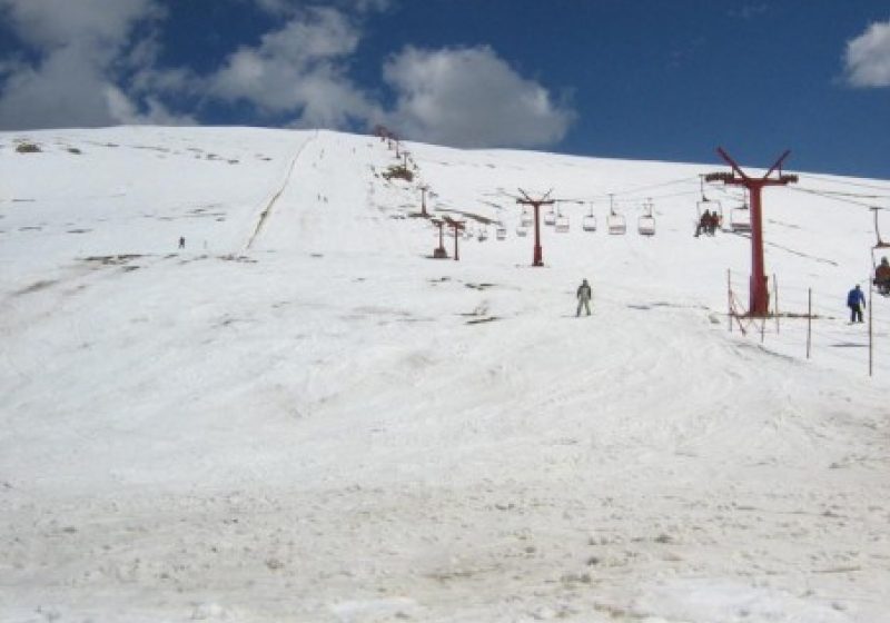 Accidentat pe pârtia de schi la Cavnic şi pe cea de la Borşa Accidentat pe pârtia de schi la Cavnic şi pe cea de la Borşa