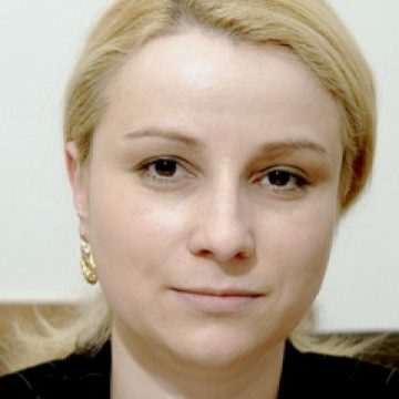 Anca Ilinoiu pleacă din funcţia de consilier prezidenţial