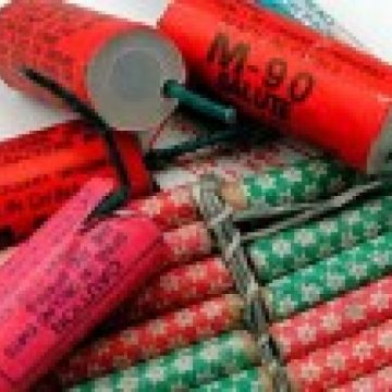 Un bărbat din Vişeu de Sus s-a ales cu dosar penal pentru foloisrea articolelor pirotehnice