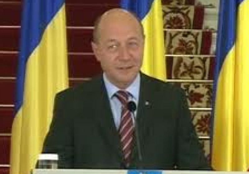 Băsescu a promulgat Legea asistenţei sociale, pe cea a bugetului de stat pe 2012 şi pe cea a bugetului asigurărilor sociale