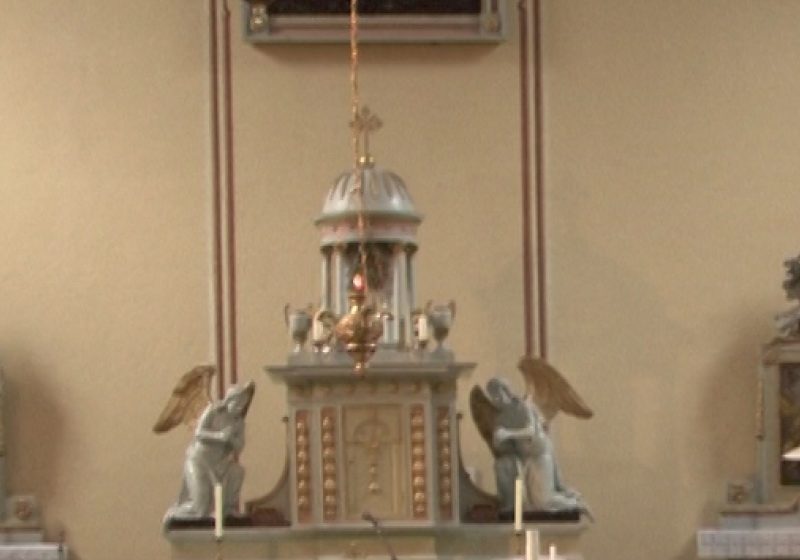 Biserica romano-catolica din satul Costiui jefuită de preotul care o păstorea