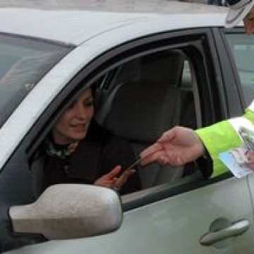 Candidaţii care susţin examenul auto de mai multe ori au şanse mai mici de a-l promova Candidaţii care susţin examenul auto de mai multe ori au şanse mai mici de a-l promova