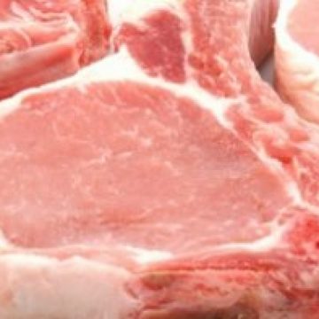 Sighetenii nu prea se înghesuie sa testeze carnea de porc înainte de consum, dar nici nu ignoră avertismentele date de specialiști Sighetenii nu prea se înghesuie sa testeze carnea de porc înainte de consum, dar nici nu ignoră avertismentele date de specialiști