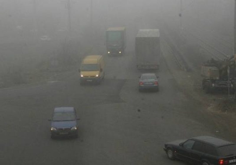Carosabil umed pe drumurile publice din judeţ Ninge în Pasul Gutîi şi la Cavnic, cade lapoviţă în Pasul Prislop!