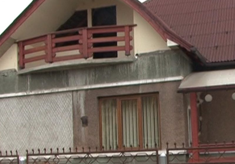 SIGHET: Pop Coman Stefan, un sighetean in varsta de 80 de ani sustine ca Generalul Mociulschi a locuit pe strada Alexandru Ivasiuc, chiar in casa unde acum traieste el. SIGHET: Pop Coman Stefan, un sighetean in varsta de 80 de ani sustine ca Generalul Mociulschi a locuit pe strada Alexandru Ivasiuc, chiar in casa unde acum traieste el.