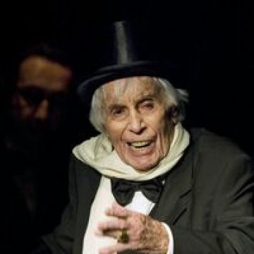Decesul cânăreţului considerat cel mai în vârstă artist din lume