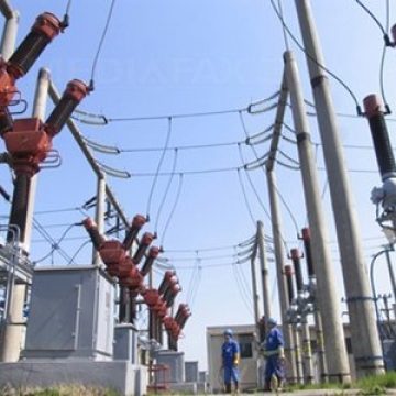 Consumul final de electricitate ar putea creşte cu 5% în 2012