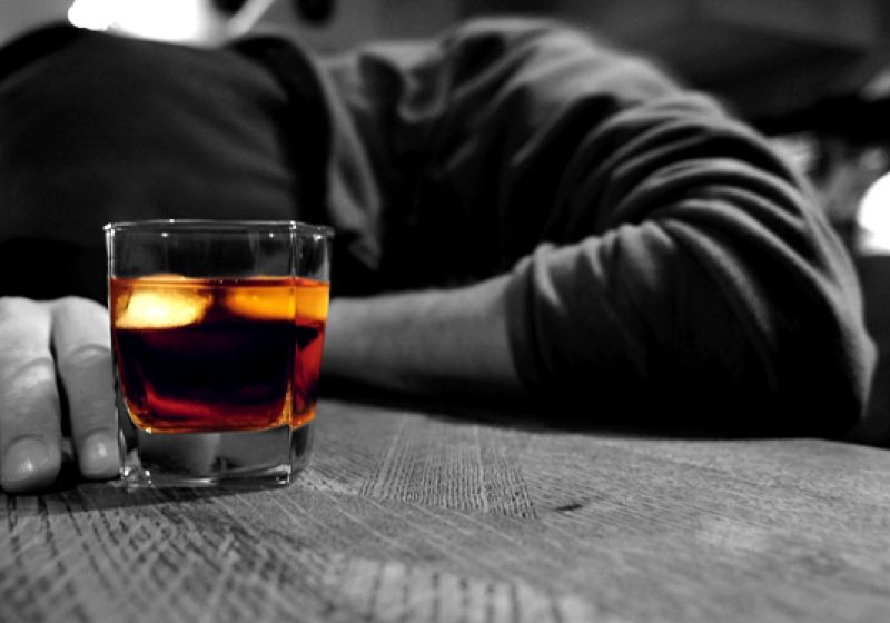 Moarte cumplită survenită în urma consumului de alcool la un bărbat de 50 de ani din Rona de Sus