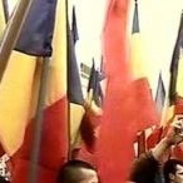 Dacă se apropie alegerile, se huiduie de Ziua Naţională Dacă se apropie alegerile, se huiduie de Ziua Naţională