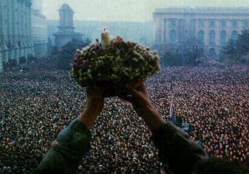 SIGHET: Sighetenii au cinstiti astăzi memoria Eroilor Revoluţiei din Decembrie 1989 SIGHET: Sighetenii au cinstiti astăzi memoria Eroilor Revoluţiei din Decembrie 1989