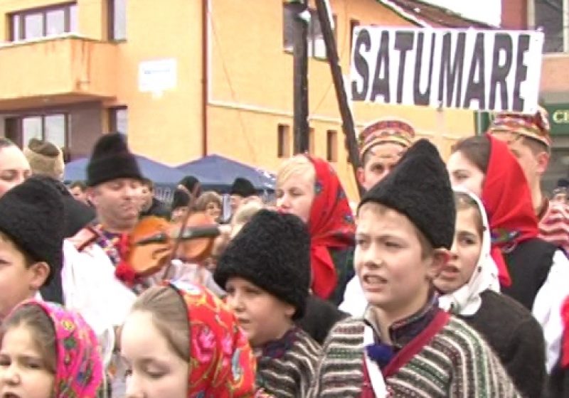"Festivalul National de Colinde si Obiceiuri de Iarna Ioan Horea” de la Moisei a ajuns la cea de-a IV-a editie "Festivalul National de Colinde si Obiceiuri de Iarna Ioan Horea” de la Moisei a ajuns la cea de-a IV-a editie