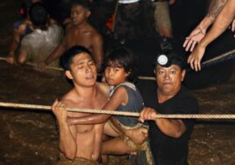 Furtuna tropicală din Filipine: 180 de morţi şi 400 dispăruţi (nou bilanţ)