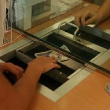 Contribuabilii pot depune declaraţiile şi plăti obligaţiile fiscale inclusiv pe 27 decembrie