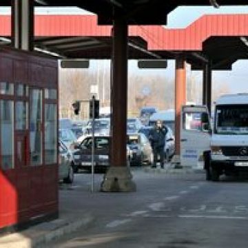 Peste 2,5 milioane de persoane sunt aşteptate să tranziteze graniţele României de sărbători