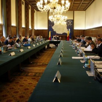 Guvernul îşi va angaja răspunderea pentru comasarea alegerilor şi promovarea judecătorilor Guvernul îşi va angaja răspunderea pentru comasarea alegerilor şi promovarea judecătorilor