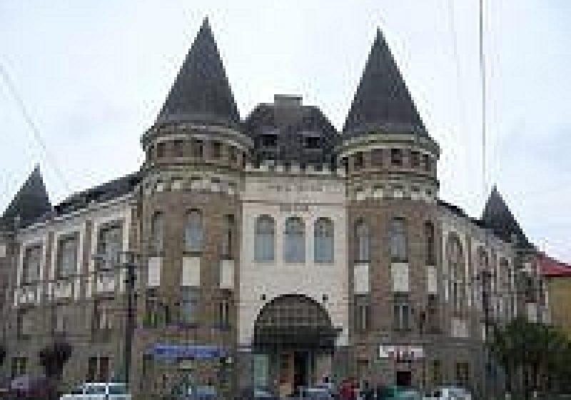 SIGHET: "Iarna Sigheteană " la Biblioteca Municipală "Laurenţiu Ulici" SIGHET: "Iarna Sigheteană " la Biblioteca Municipală "Laurenţiu Ulici"