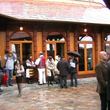 Baia Mare: Zece ateliere meşteşugăreşti şi o sală expoziţională au fost inaugurate astăzi la Bastionul Măcelarilor Baia Mare: Zece ateliere meşteşugăreşti şi o sală expoziţională au fost inaugurate astăzi la Bastionul Măcelarilor