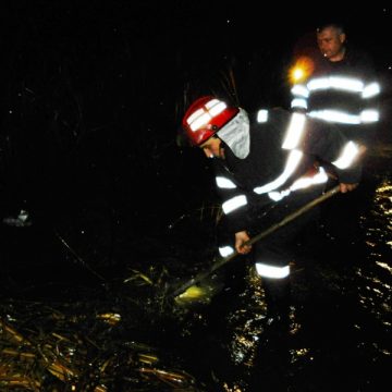 Baia Mare: După secetă, inundaţii. Strada Postfunduş a fost inundată în această seară pe o lungime de 70 metri Baia Mare: După secetă, inundaţii. Strada Postfunduş a fost inundată în această seară pe o lungime de 70 metri