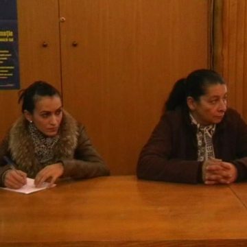 Baia Mare: Romii din Maramureş cer locuinţe şi medici de familie Baia Mare: Romii din Maramureş cer locuinţe şi medici de familie