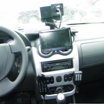 Pe principalele artere din judeţ, poliţiştii rutieri au acţionat pentru disciplinizarea conducătorilor auto ce nu respectă regulile privind depăşirea