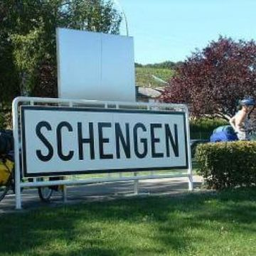 Discuţiile privind aderarea României şi Bulgariei la Schengen, amânate pentru 2012
