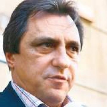 Sindicalistul Marius Petcu, condamnat la şapte ani închisoare cu executare pentru mită Sindicalistul Marius Petcu, condamnat la şapte ani închisoare cu executare pentru mită