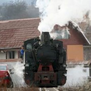 Maramureş: Trenul cu aburi ‘Mocăniţa’, atracţia turistică a Văii Vaserului