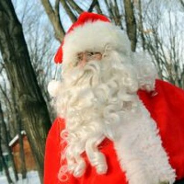 SUA: Un bărbat îmbrăcat în Moş Crăciun îşi omoară familia şi se sinucide