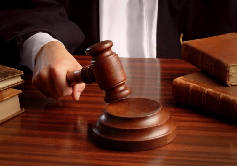 Baia Mare: Ursuţ Ioan, unul dintre suspecţii jafului din Pasul Gutâi, lipsit de apărare. Acesta a solicitat rezilierea contractului cu avocatul care îl reprezenta în procese Baia Mare: Ursuţ Ioan, unul dintre suspecţii jafului din Pasul Gutâi, lipsit de apărare. Acesta a solicitat rezilierea contractului cu avocatul care îl reprezenta în procese