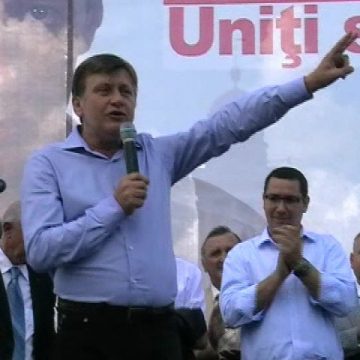 USL este de acord cu modificarea Constitutiei doar dupa alegeri, cu un Parlament legitim USL este de acord cu modificarea Constitutiei doar dupa alegeri, cu un Parlament legitim