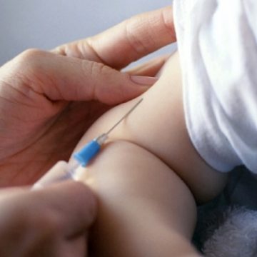 18.000 de doze disponibile de vaccin antigripal sunt administrate în această perioadă în Maramureş 18.000 de doze disponibile de vaccin antigripal sunt administrate în această perioadă în Maramureş