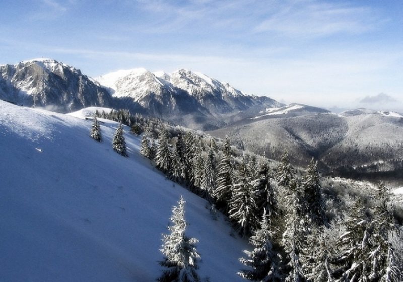 Vrei să-ţi petreci sărbătorile pe Valea Prahovei? Care sunt tarifele pentru pachetele turistice Vrei să-ţi petreci sărbătorile pe Valea Prahovei? Care sunt tarifele pentru pachetele turistice