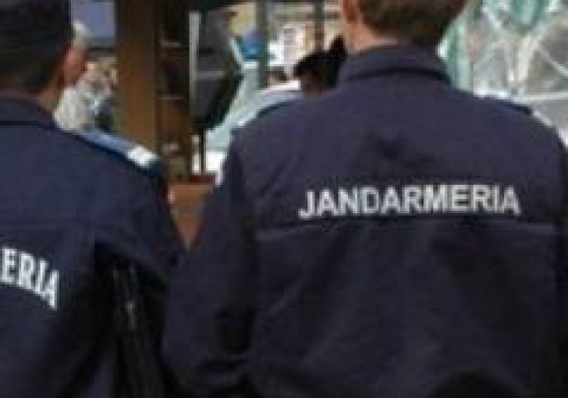 Baia Mare: Două femei au fost sancţionate că au tulburat ordinea publică Baia Mare: Două femei au fost sancţionate că au tulburat ordinea publică