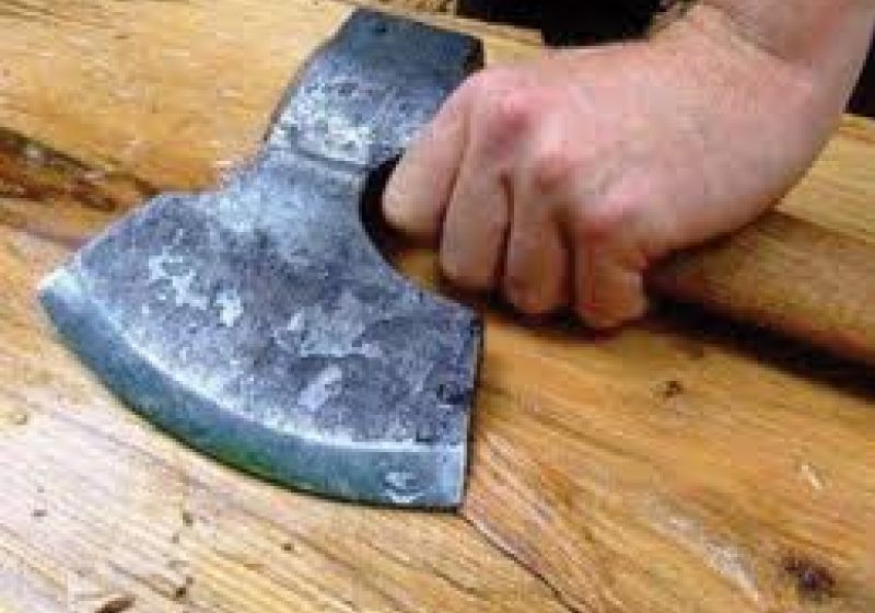 Acuzaţi că au pus la cale moartea soţului Acuzaţi că au pus la cale moartea soţului